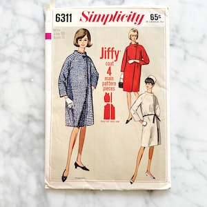 60s Simplicity 6311. 31 bust ff. Mod retro jiffy dress coat. raglan sleeve stand up collar wide swing coat. 1960s vintage sewing pattern.