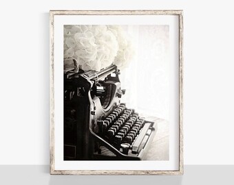 Old Typewriter Photograph, Vintage Typewriter Canvas Art, Underwood Typewriter, Black and White, Typewriter Still Life, Art for Writers