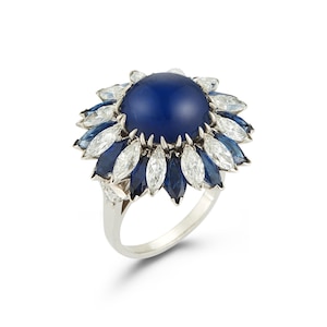 18K White Gold Diamond and Sapphire Flower Ring