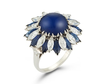 18K White Gold Diamond and Sapphire Flower Ring