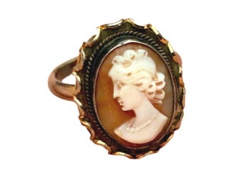 Vintage Shell Cameo Ring Mid Century with Classical Female Portrait