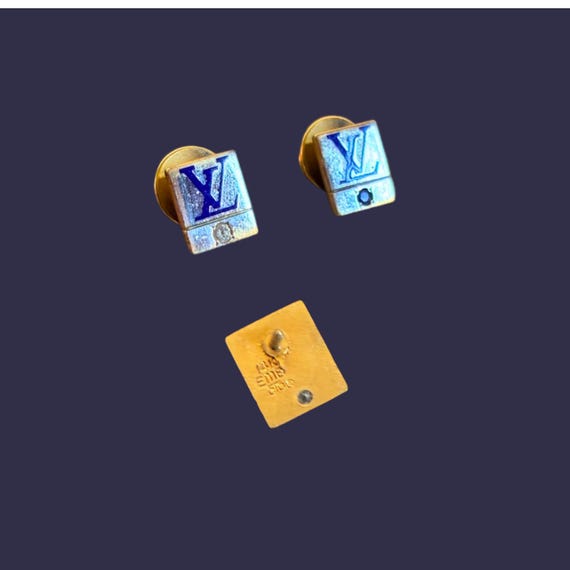 Rare 1990s Louis Vuitton 14K Gold Lapel Pin With Sapphire – 5-year