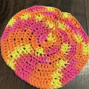 Round Dishcloth, Washcloth. 13
