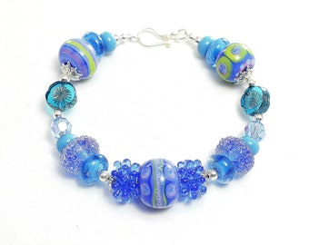 Periwinkle Blue Lampwork Glass Bead Bracelet. Handmade Artisan Beads. Sterling Silver Caps and Clasp. Czech Flowers. Glass Bead Jewelry.