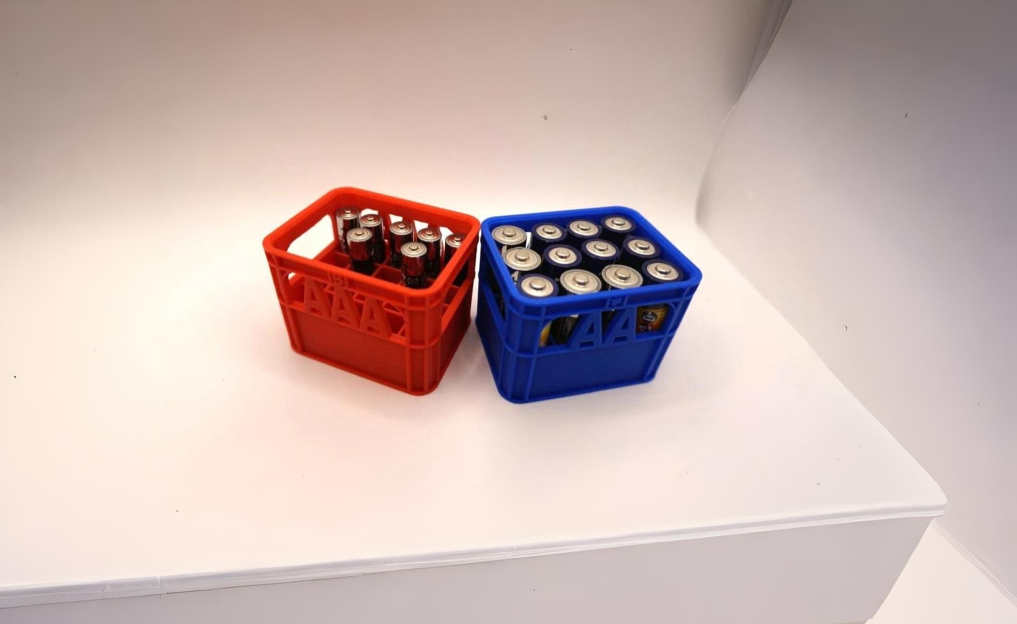 WYAN 8-pack Plastic Kleurrijke Batterij Houder Doos, Kunststof Etui om Batterijen, Batterijhouder Organizer Opbergdoos voor aa/aaa-Batterijen (5 Kleuren