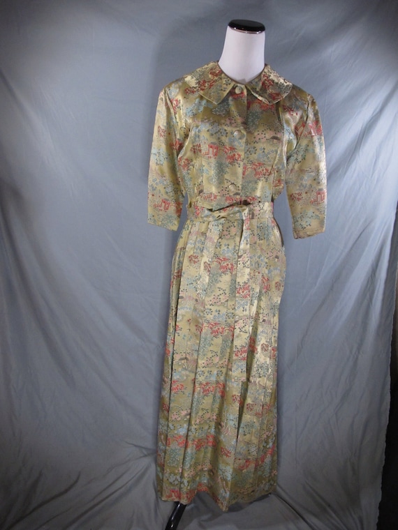 Vintage brocade dressing gown
