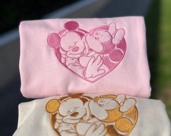 embroidery sweet hearts sweater//minnie and Mickey Mouse crewneck /crewneck sweater embroidery /Disneyland embroidery crewneck