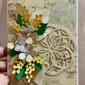 Carte de voeux vintage faite main avec motif floral et enveloppe cadeau