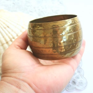 Vintage bohemian brass bangle bracelet. Chunky bracelet, boho, all season, rustic, made in India, metal, stacking, textured, wide, hammered