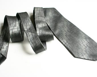 Versini Silk Necktie, Y2K Abstract Geometric Print, gray