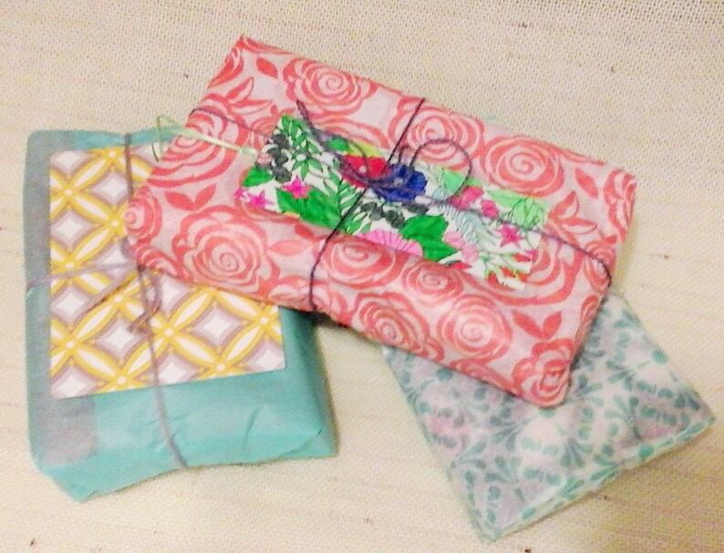 compact Small rounded bag organizer insert light weight.