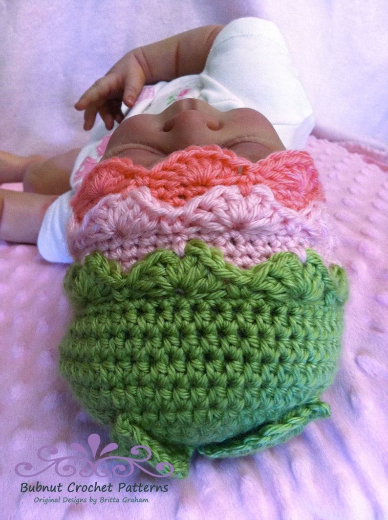 Baby Hat Crochet Pattern No.125 Fifi Flower Bud with Leaves English image 4