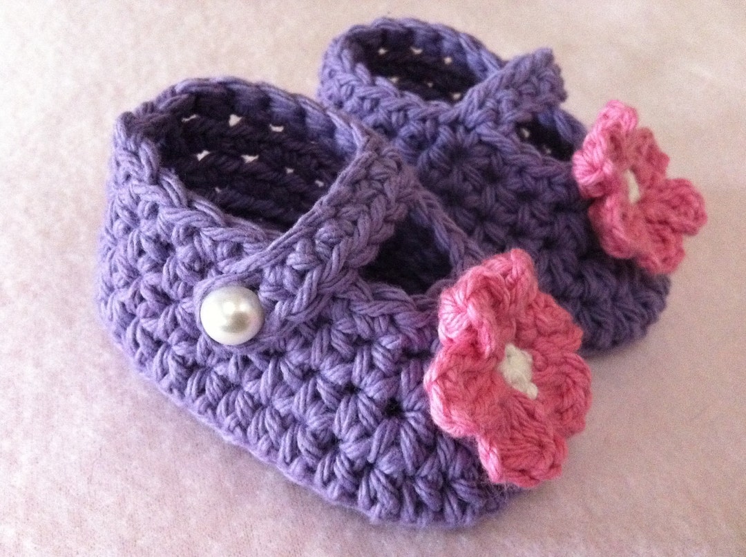 Baby Crochet Pattern - Hat and Bootie Set in Newborn and Baby Sizes No ...