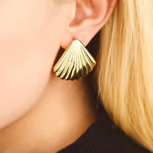 4 orecchini a conchiglia in oro/argento, ottone placcato oro/rodio, orecchini a perno con conchiglia delicata (GB-4572)