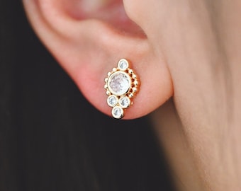 4pcs CZ Pave Round Cluster Ear Posts 13x8mm, Gold Plated Brass Dainty Stud Earrings (GB-3662)