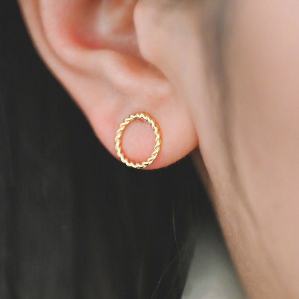 10pcs Gold/ Silver Circle Ear Posts 10mm, 18K Gold/ Rhodium plated Brass, Geometric Ring Stud Earrings  (#GB-939)