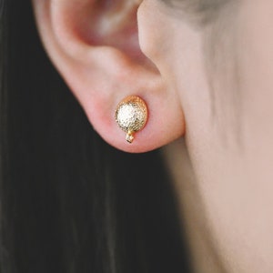 10pcs Gold Stardust Round Earring With Loop, 18K Gold plated Brass, Geometric Stud Earring Components (GB-3911)