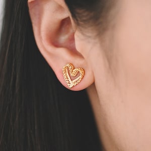 10pcs Gold Heart Earring Posts, Filigree Ear Wire Stud Earring 12mm   (GB-580)