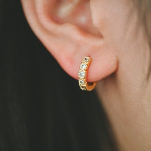 4pcs CZ Pave Hoop Earrings, Hoop Earrings, Dainty Huggie Earrings, Minimalist Earring, Small Gold Hoops Earring (GB-3446)