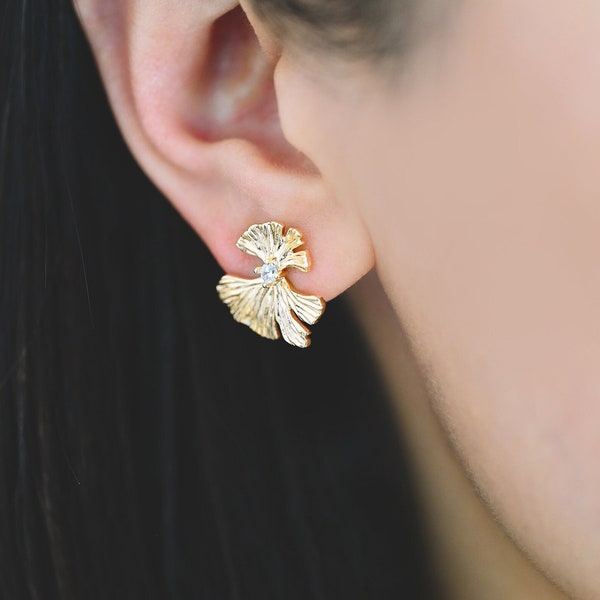 4pcs CZ Pave Gold Ginkgo Leaf Earrings 16mm, Gold Plated Brass Leaf Stud Earrings (GB-4225)