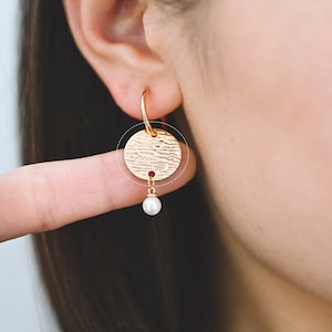 10pcs Gold/ Silver Tone Round Textured Disc Connectors 16mm, Gold/ Rhodium plated Brass Coin Disk Charms (GB-654-A)