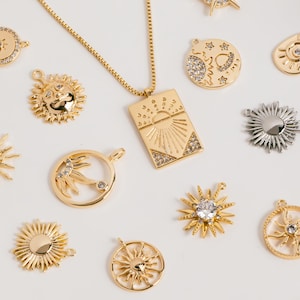 4pcs Gold Sun Charms , 18K Gold plated Brass, Sun Pendants Wholesale (GB-1311)