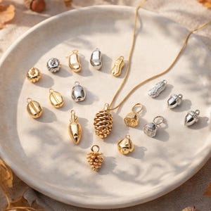 10 Stück Gold / Silber Nuss Charms, 18K Gold / rhodiniertes Messing, Schmuckherstellung, DIY Material, Schmuckzubehör (GB-4589)