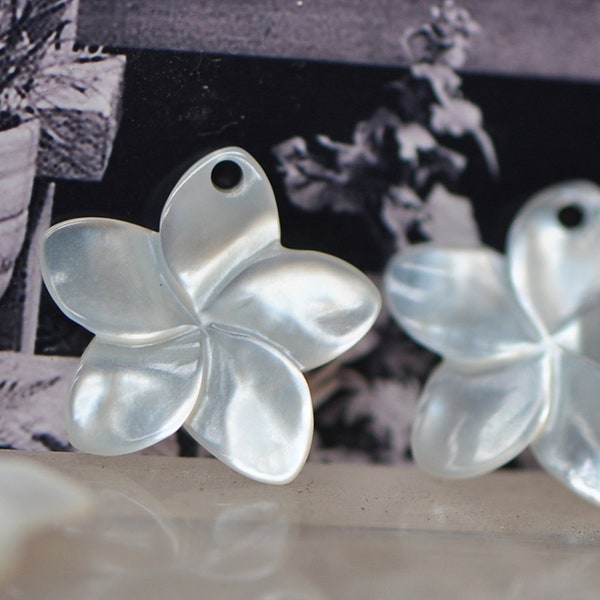 Pearl Paper Flowers - Etsy