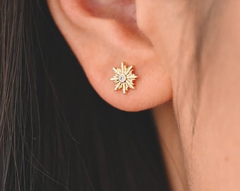 10pcs CZ Pave Gold Sun Ear Post, Real Gold Plated Brass Snowflake Stud Earrings (#GB-3035)