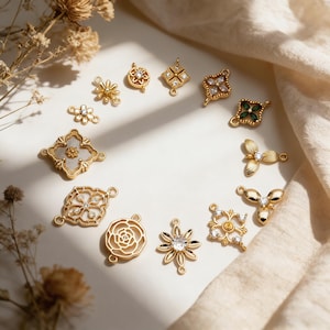 10pcs Gold Flower Charms , 18K Gold plated Brass, Floral Connector Pendants  (GB-3780)