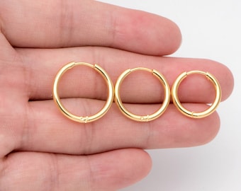 10pcs Gold/ Silver Tone Huggie Hoop Earrings, 2mm thick, 16/ 18/ 20mm, Stainless Steel Huggies, Minimalist Hoop Earrings (GB-2209)