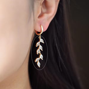 4pcs CZ Pave Gold Leaf Charms, Gold plated Brass Leaves Charm, bracelet necklace Earring pendant (GB-3037-F)