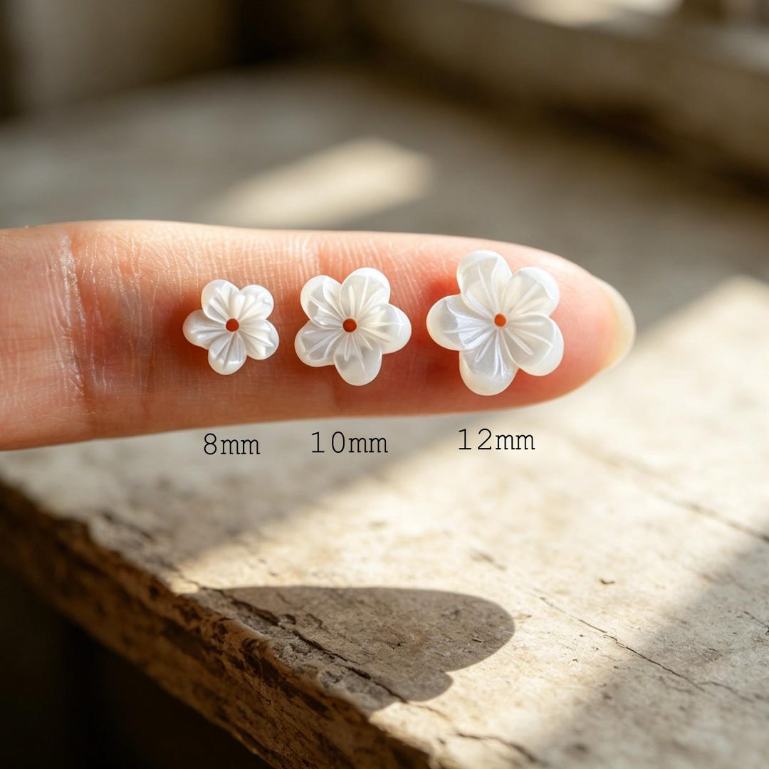 10pcs White Mother of Pearl Flowers, Carved Shell Flower Beads 8