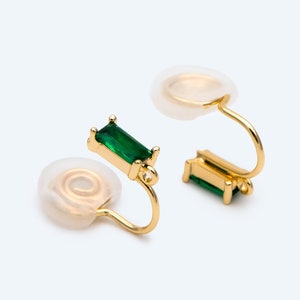 4pcs Emerald Cubic Zirconia Invisible and painless Earring Converters, Gold plated Brass Earring Clips (GB-2855-2)
