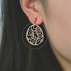 10pcs Gold Wave Teardrop Charms 30x25mm, 18K Gold plated Brass, Filigree Drop Pendants  (GB-3101)