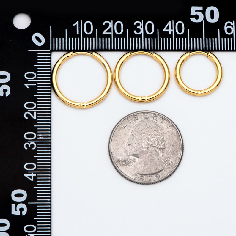 10pcs Gold/ Silver Tone Huggie Hoop Earrings, 2mm thick, 16/ 18/ 20mm, Stainless Steel Huggies, Minimalist Hoop Earrings GB-2209 zdjęcie 3