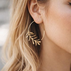 4pcs Gold/ Silver Tone Leaf Ear Hooks, Dainty Branch Earring (GB-4653)