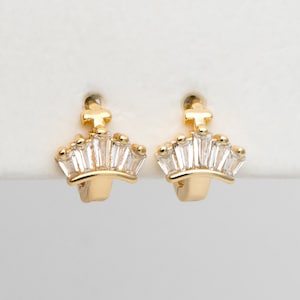 4pcs CZ Pave Tiny Crown Hoop Earrings, 9mm, Cartilage Hoop, Cartilage Clicker Hoop (GB-3463)