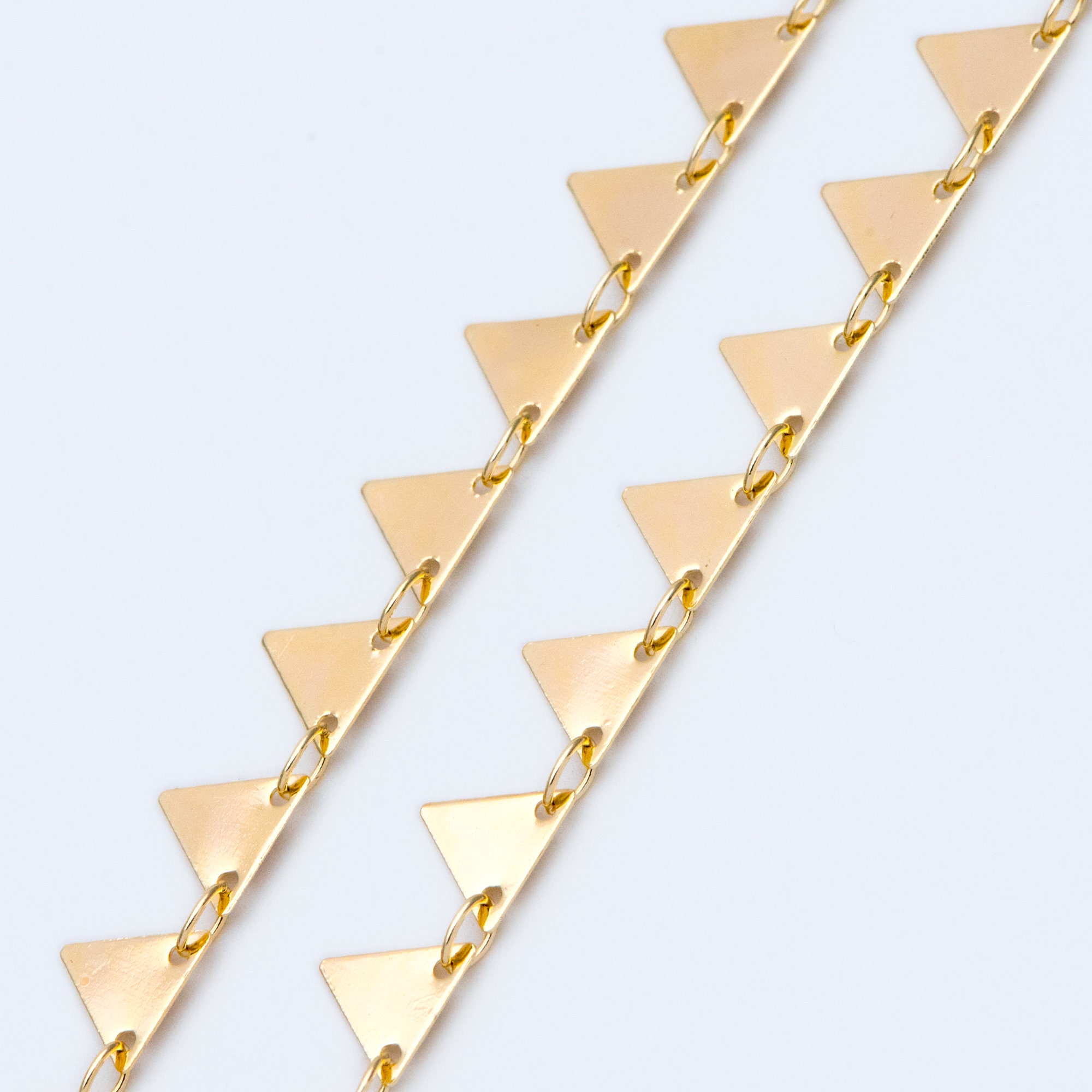 Triangle Link Chain 