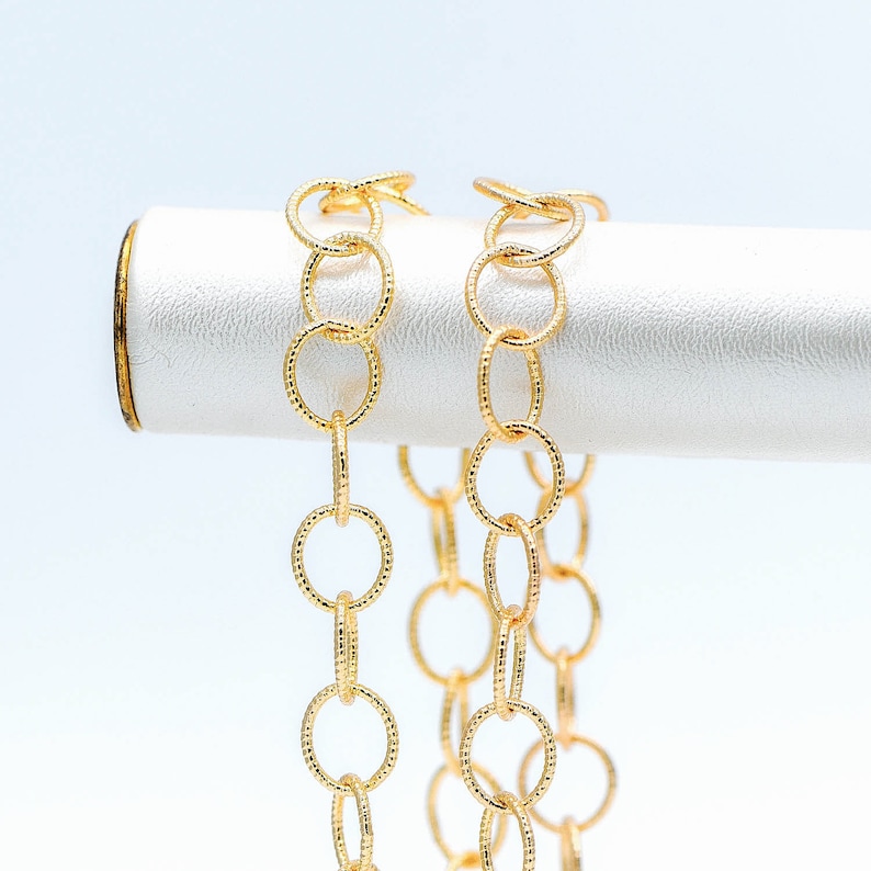 Loop chain. Loop chain