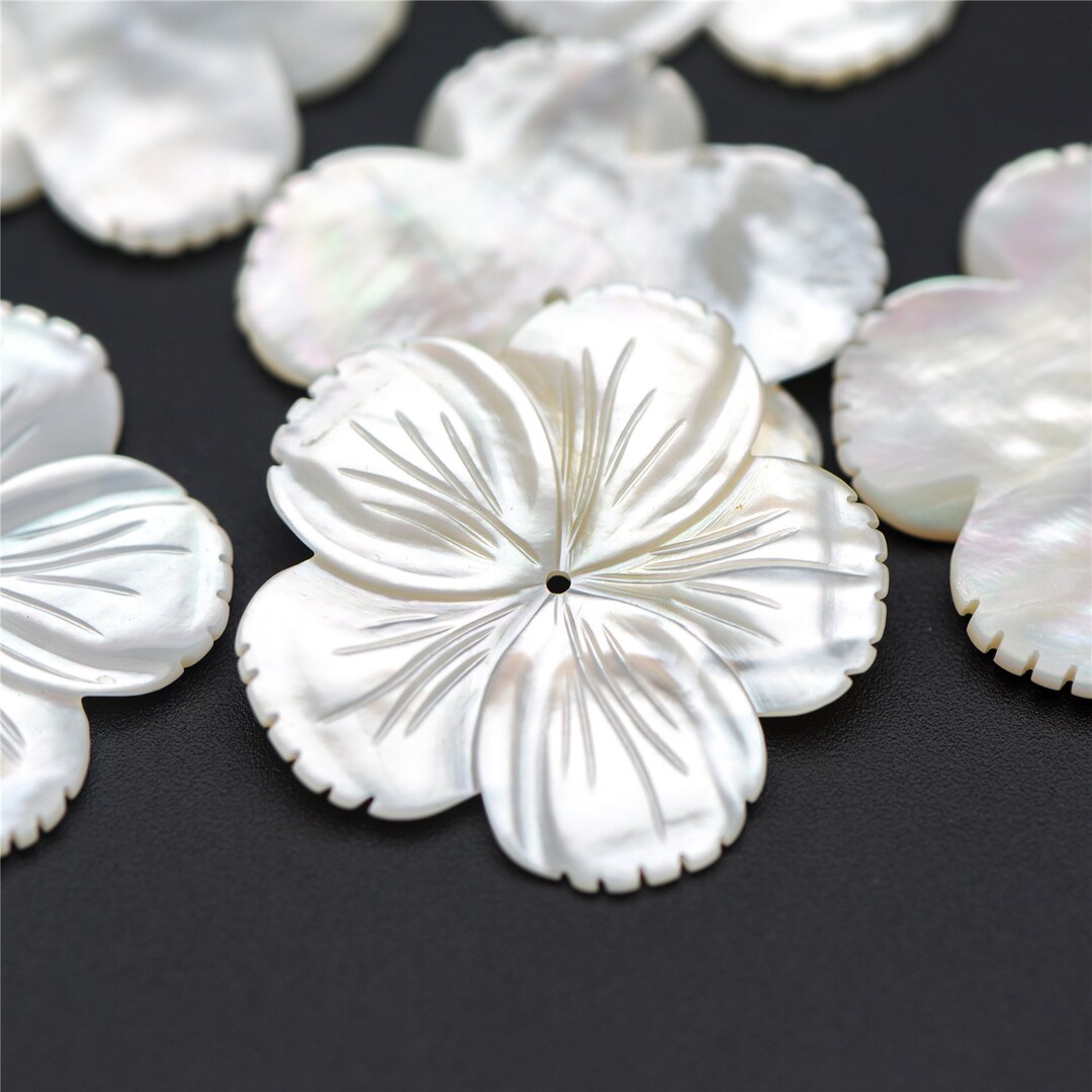 10pcs White Mother of Pearl Shell Flowers 27mm, Large MOP Carved