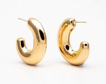 4pcs Gold C Shape Earrings 34x29mm, Gold plated Brass, Dainty Geometric Hoop Stud Earrings (GB-4269)