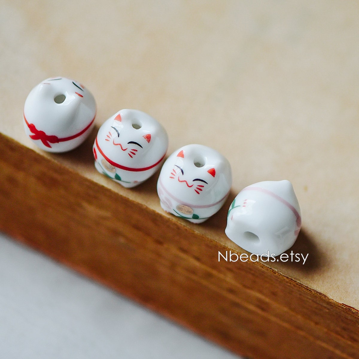 ancadn 26pcs ceramic beads lucky cat beads maneki neko porcelain spacer  beads for diy jewelry making(