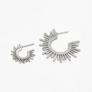 10pcs Gold/ Silver Tone Sun Round Earrings 20/35mm, Gold/ Rhodium plated Brass Sun Jewelry, Sun earrings (#GB-1227) Silver (Rhodium)