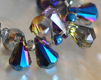 95pcs Unique Teardrop Crystal Glass Faceted Beads 15x9mm, Sparkly Metallic Blue (TS74-3)