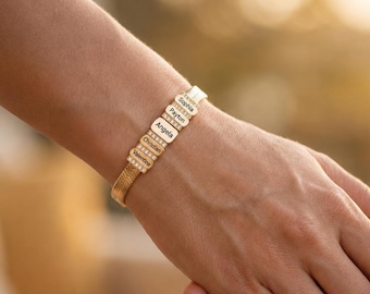 Armband für Oma mit den Namen der Enkelkinder – Graviertes, mehrteiliges Goldperlenarmband – Geschenk für Oma, Familienschmuck, Weihnachtsgeschenk für Oma