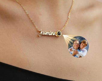 Personalisierte Namensprojektions-Fotokette in Gold und Silber, Halskette mit verstecktem Foto, Geschenk zum Muttertag, Jahrestagsgeschenk für Paare, Erinnerungskette