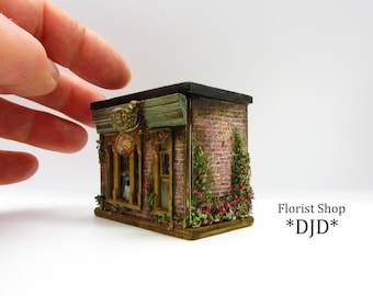 From *DJD* Tiny Florist Shop Toy.