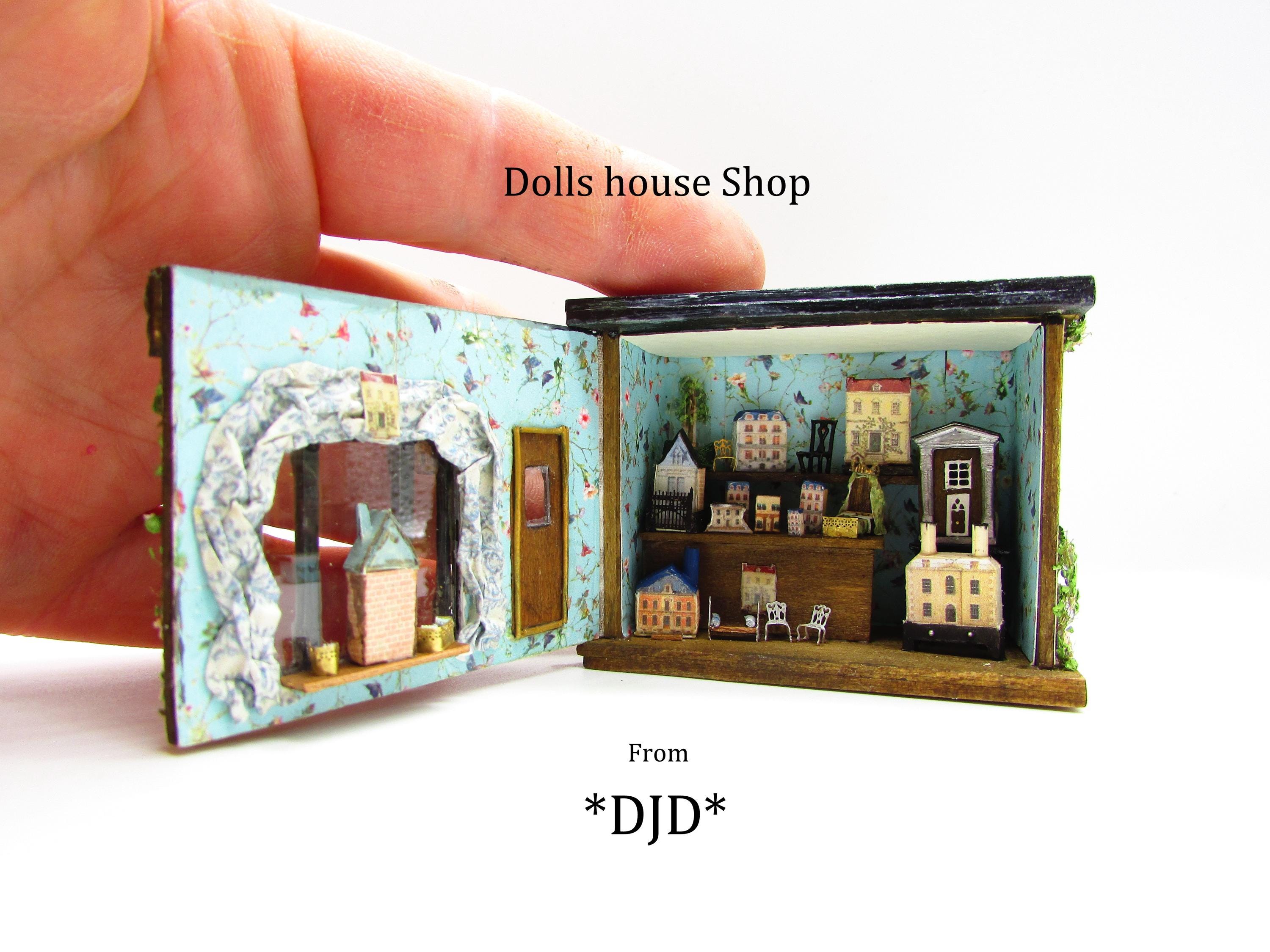 From *DJD* Tiny Dollhouse Shop Toy.