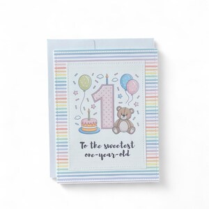 Cartão de 1º aniversário para bebê – Cartão feito à mão com arco-íris pastel – Ursinho fofo, balões e bolo – Saudação de um ano – Gênero neutro